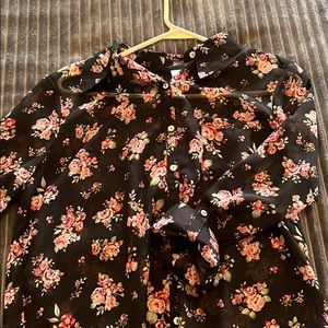 Half sleeve flower shirt